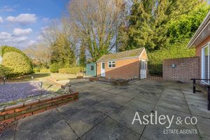 garden- click for photo gallery